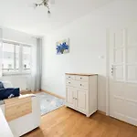 Mysliborska 2-Bedroom Apartment