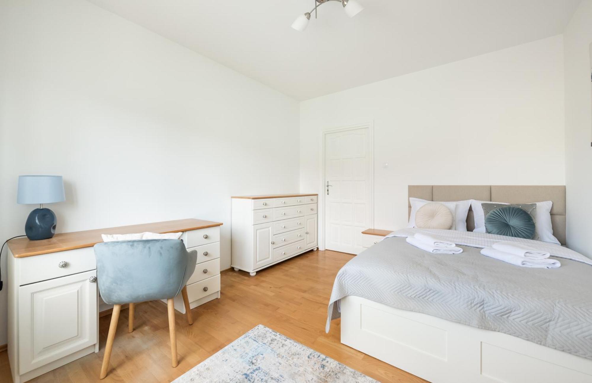 Mysliborska 2-bedroom Apartment